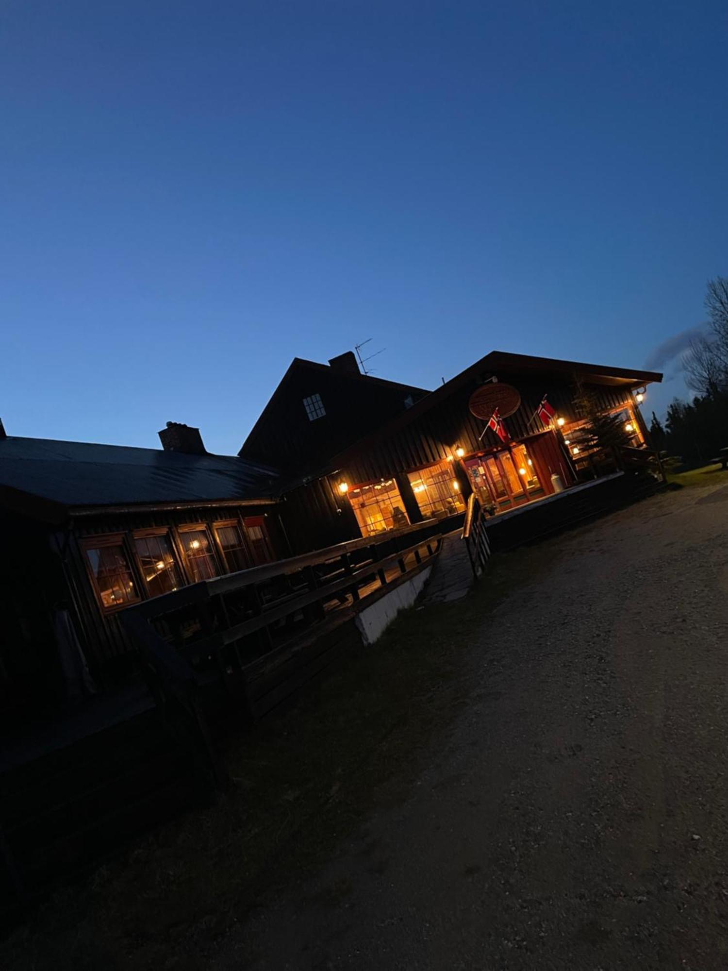 Skjerdingen Hoyfjellshotell Ringebu Ostfjell Exterior foto
